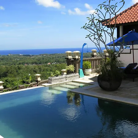 Villa Lebah